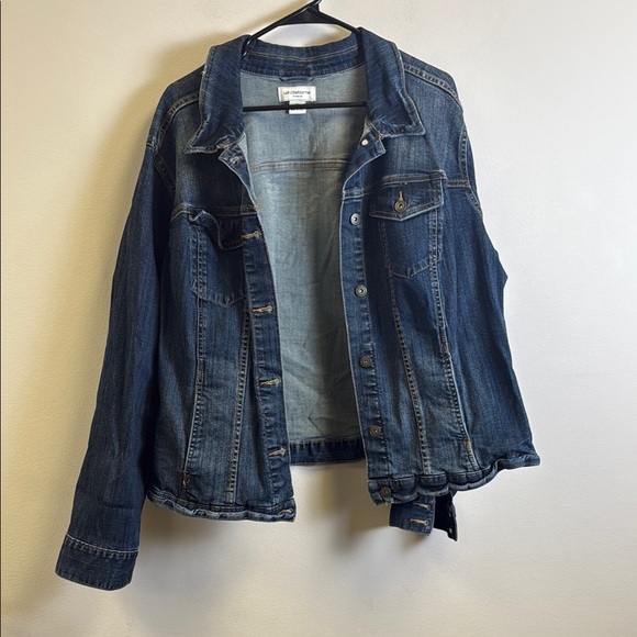 Liz Claiborne Jackets & Blazers - Liz Claiborne Blue Denim Jean Jacket Timeless Style
